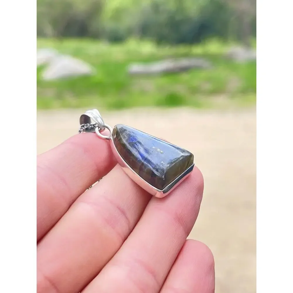 Vintage Labradorite Sterling Silver Pendant Necklace